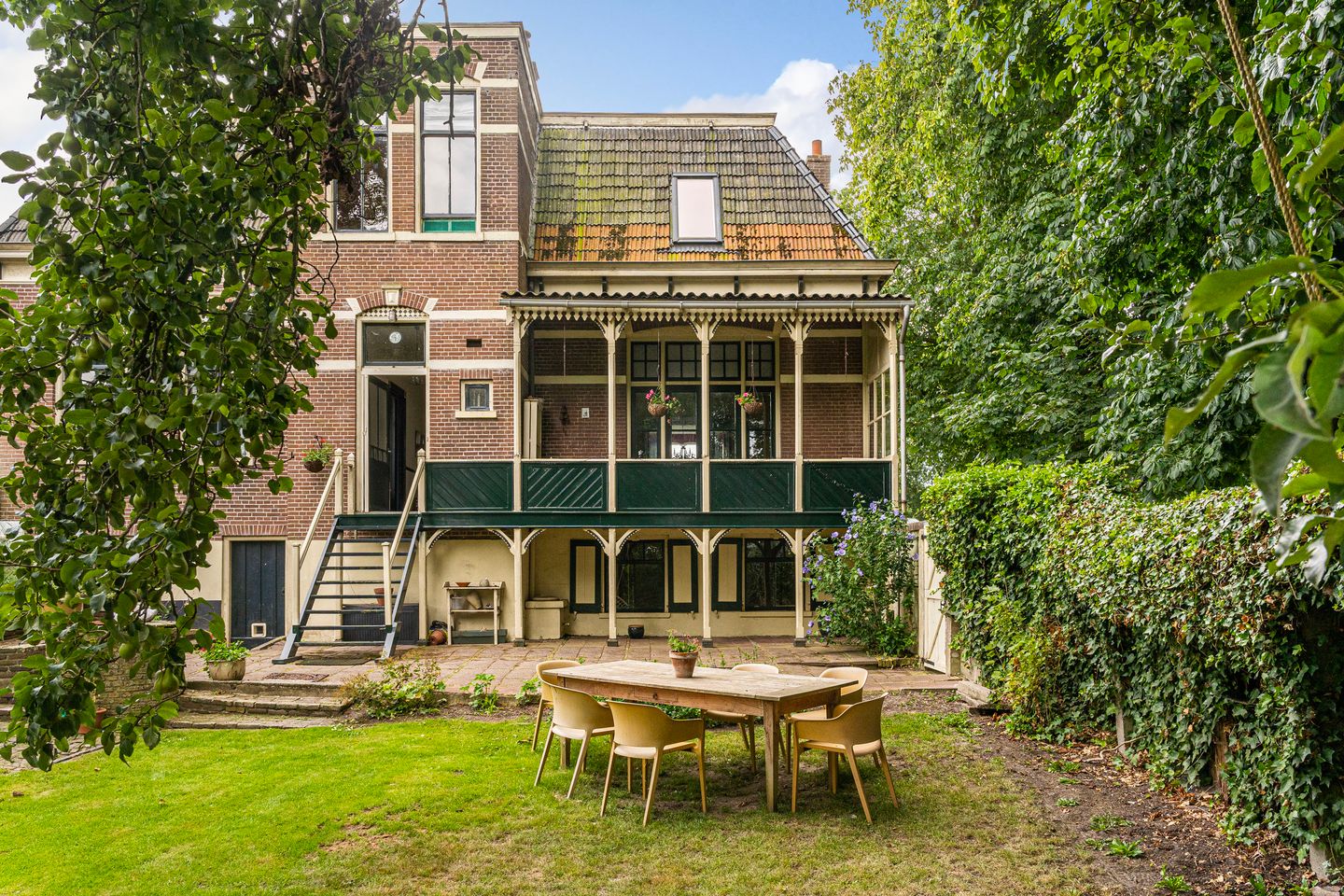 Photo 4 of Kerkbuurt 10