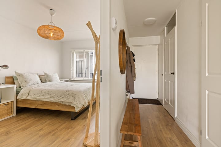 Photo 17 of Osdorper Ban 90-A32