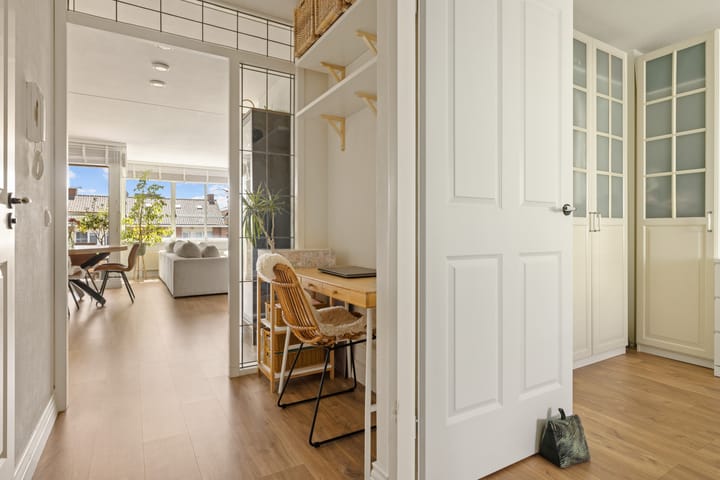 Photo 18 of Osdorper Ban 90-A32