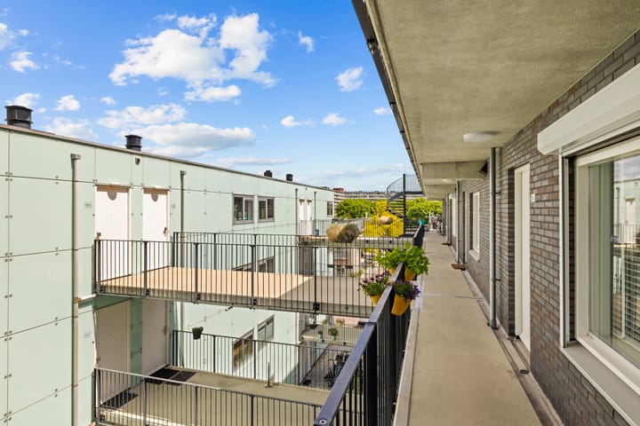 Photo 26 of Osdorper Ban 90-A32