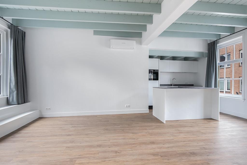 Photo 8 of Lange Koestraat 14-A