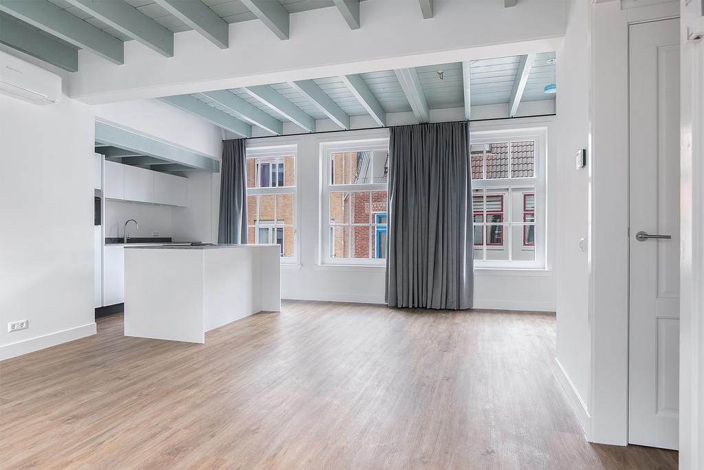 Photo 12 of Lange Koestraat 14-A