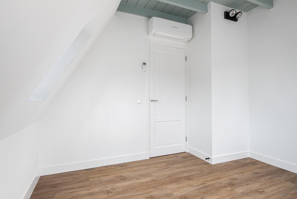 Photo 29 of Lange Koestraat 14-A