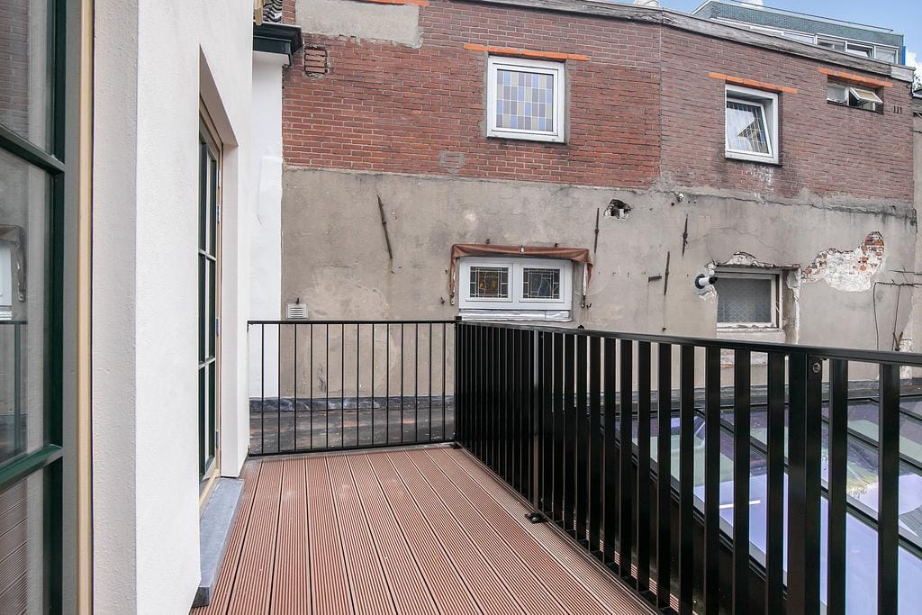 Photo 31 of Lange Koestraat 14-A