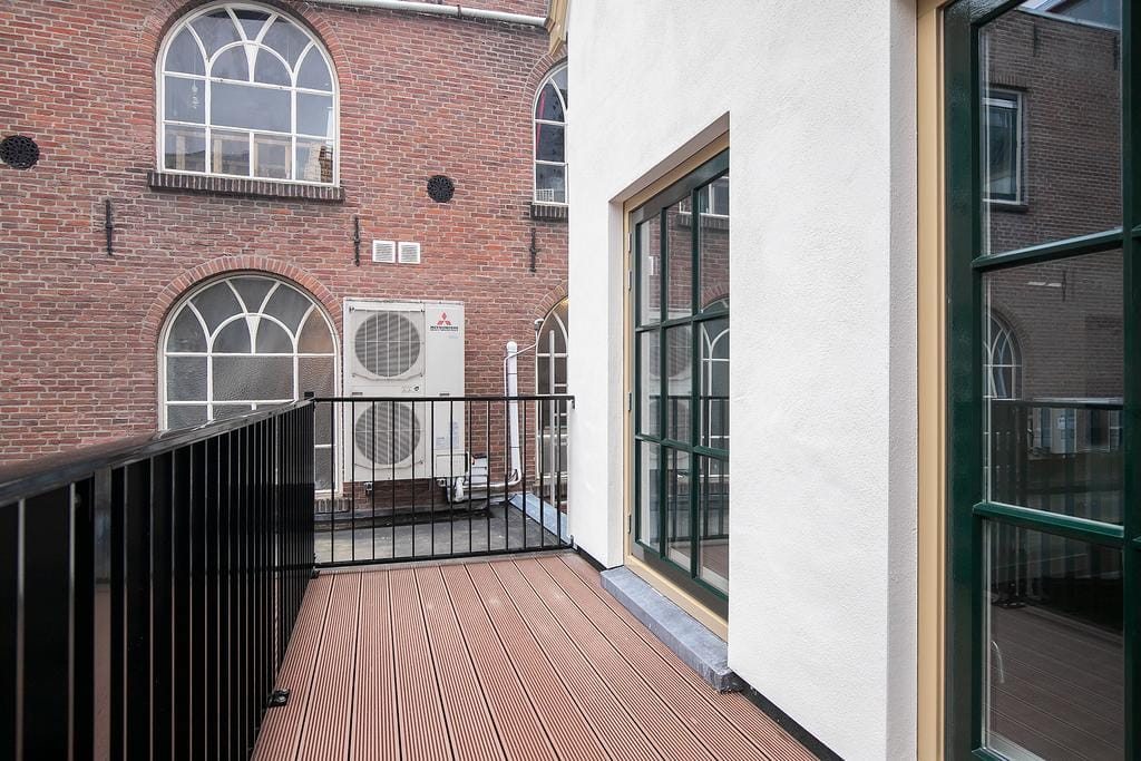 Photo 32 of Lange Koestraat 14-A