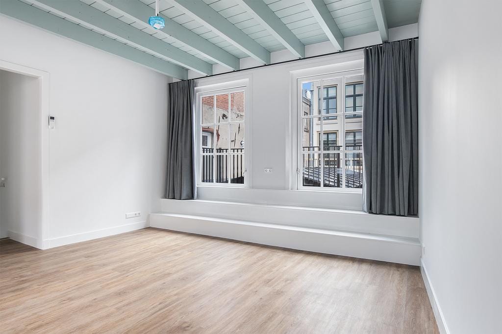 Photo 9 of Lange Koestraat 14-A