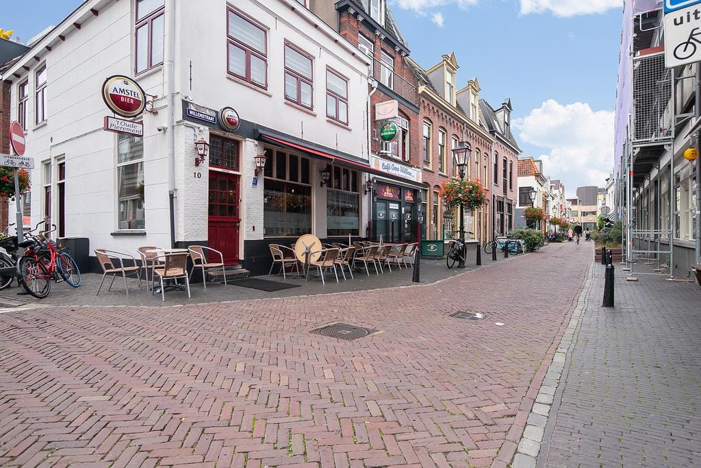 Photo 37 of Lange Koestraat 14-A