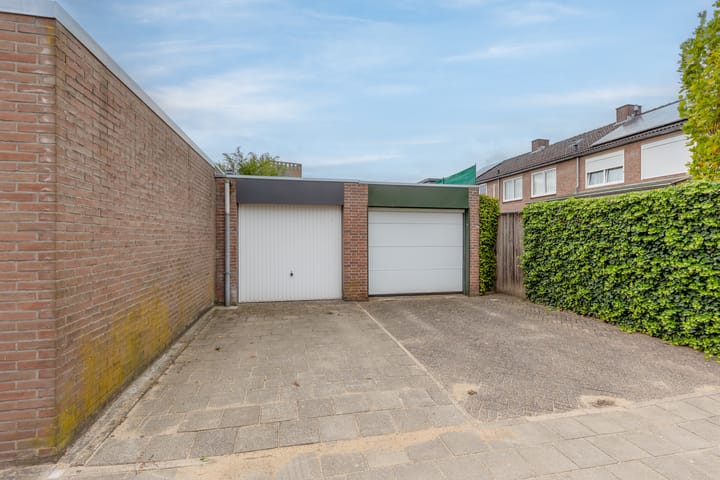 Foto 15 van Prof. Duboisstraat 13