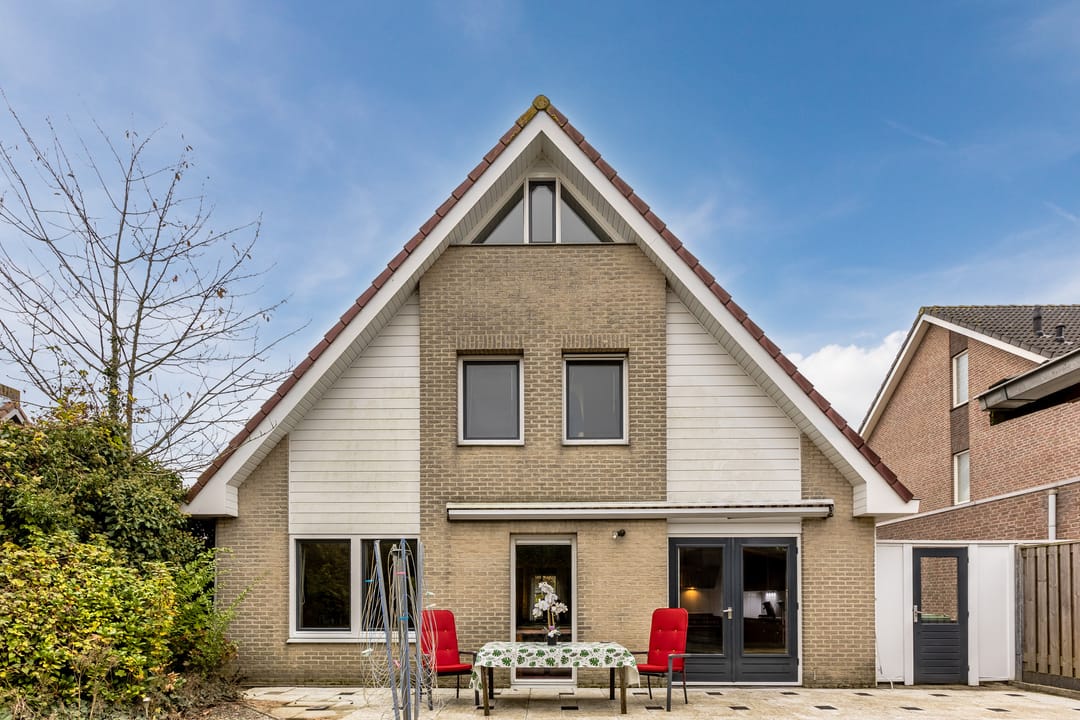 Foto 2 van Pastoor Ermenstraat 1