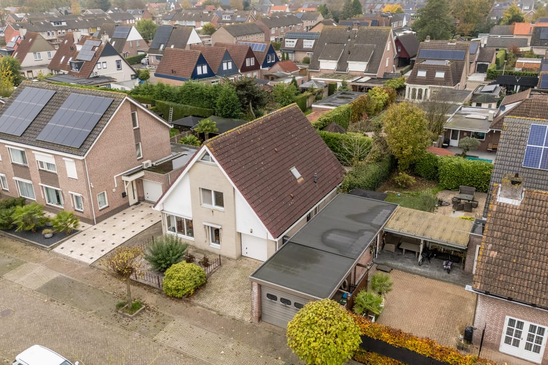 Foto 8 van Pastoor Ermenstraat 1