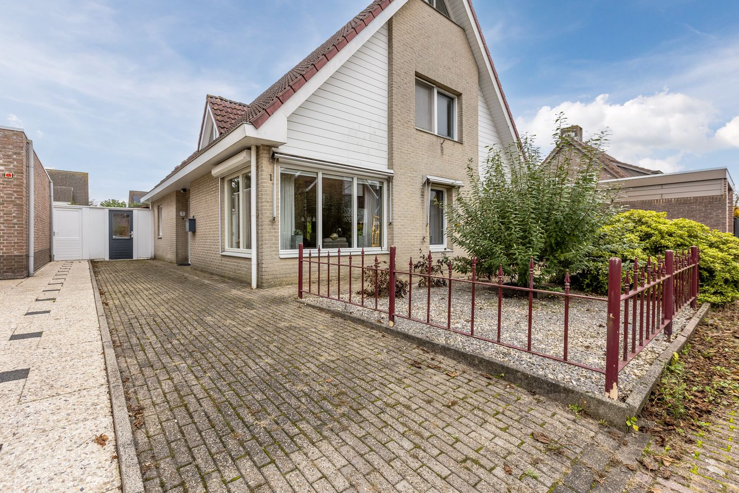 Foto 10 van Pastoor Ermenstraat 1