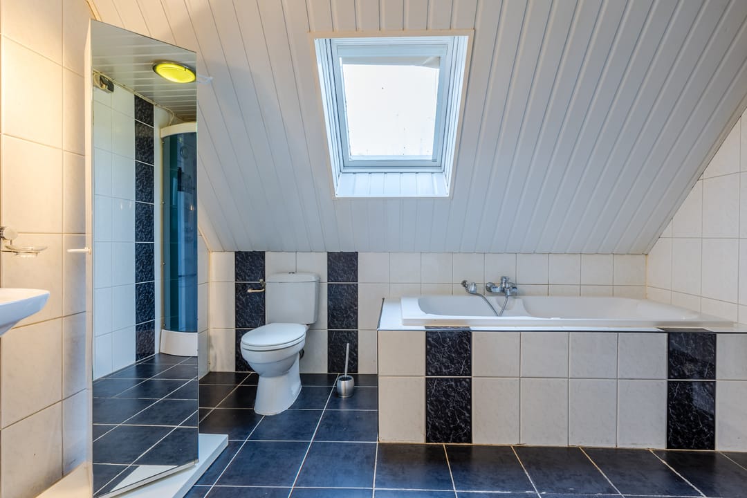 Foto 41 van Pastoor Ermenstraat 1