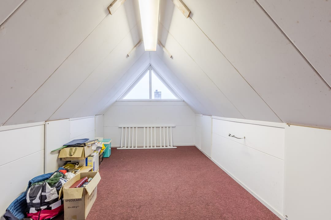 Foto 46 van Pastoor Ermenstraat 1