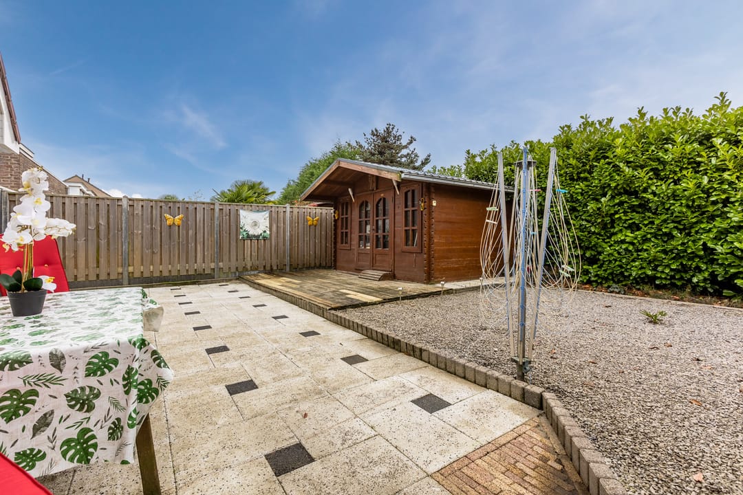 Foto 53 van Pastoor Ermenstraat 1