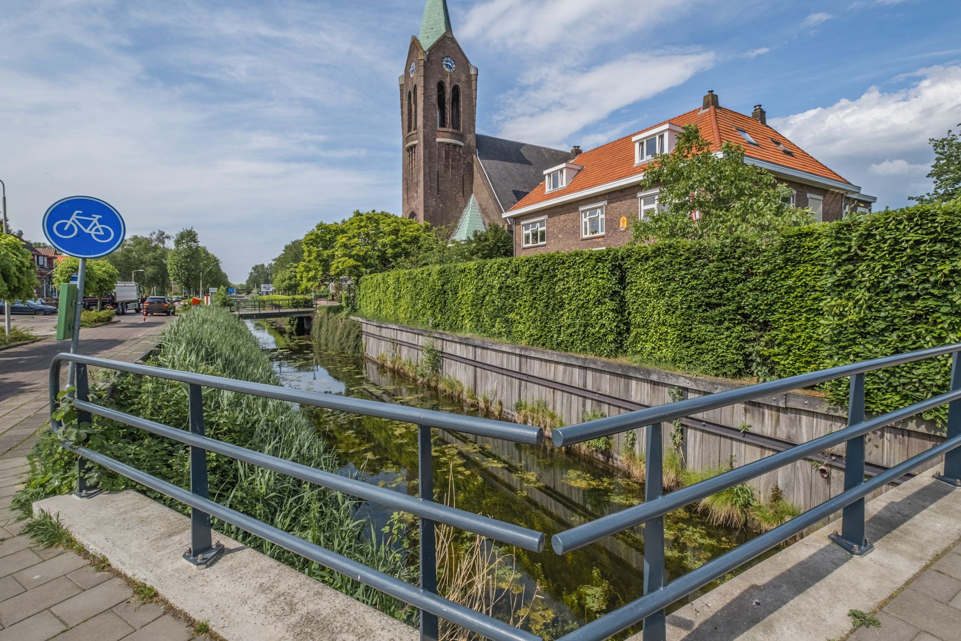 Foto 60 van Pastoor Ermenstraat 1