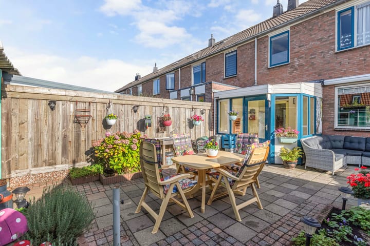 Foto 15 van Dr. W.M. Verhaarlaan 14