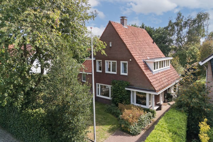 Foto 1 van Mr Racerstraat 7