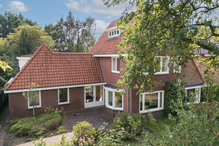 Foto 11 van Mr Racerstraat 7