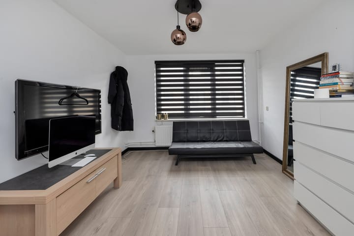 Foto 19 van Paukenstraat 83