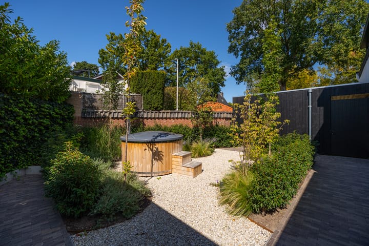 Photo 68 of Kloosterstraat 54