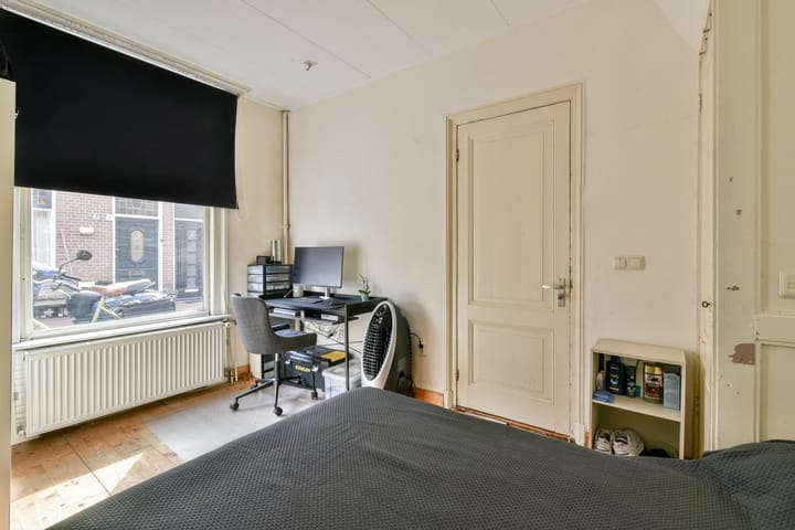 Foto 12 van Bloemstraat 13