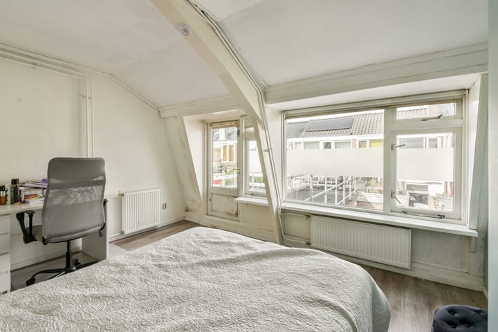 Foto 15 van Bloemstraat 13