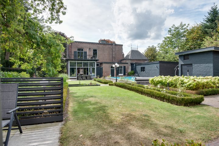 Photo 5 of Prior van Milstraat 22