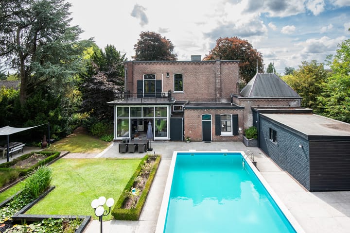 Photo 1 of Prior van Milstraat 22