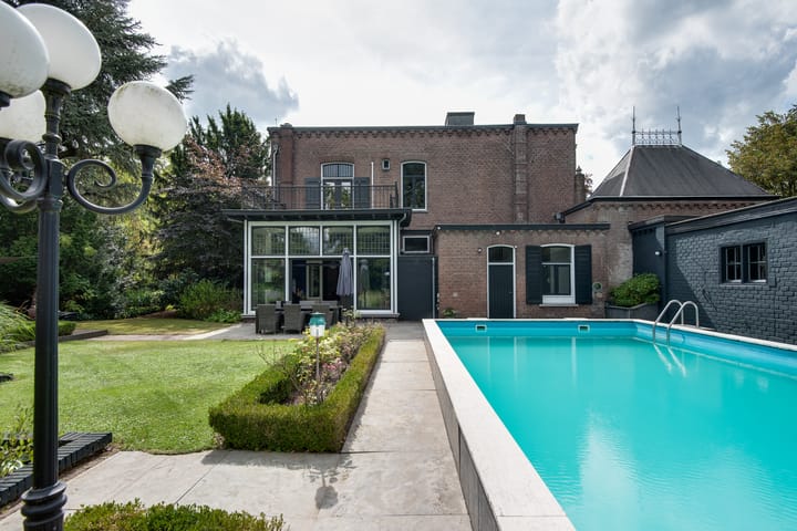 Photo 84 of Prior van Milstraat 22