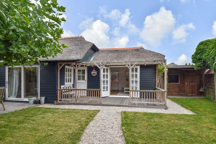 Foto 2 van Oosteinde 11-H145