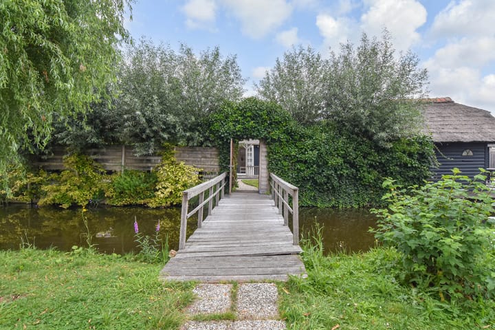 Foto 5 van Oosteinde 11-H145