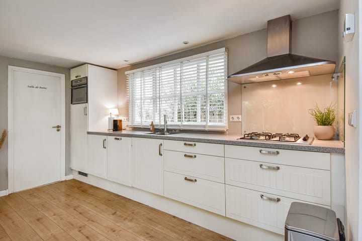 Foto 17 van Oosteinde 11-H145