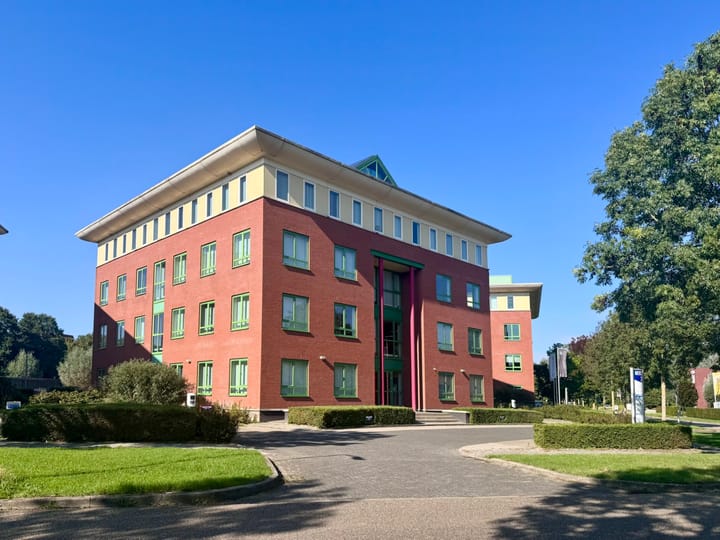 Mercurion 26, Zevenaar
