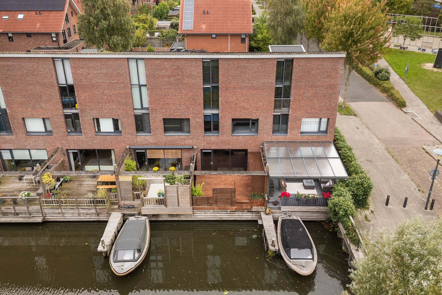 Foto 1 van Douwe Witteveenstraat 3