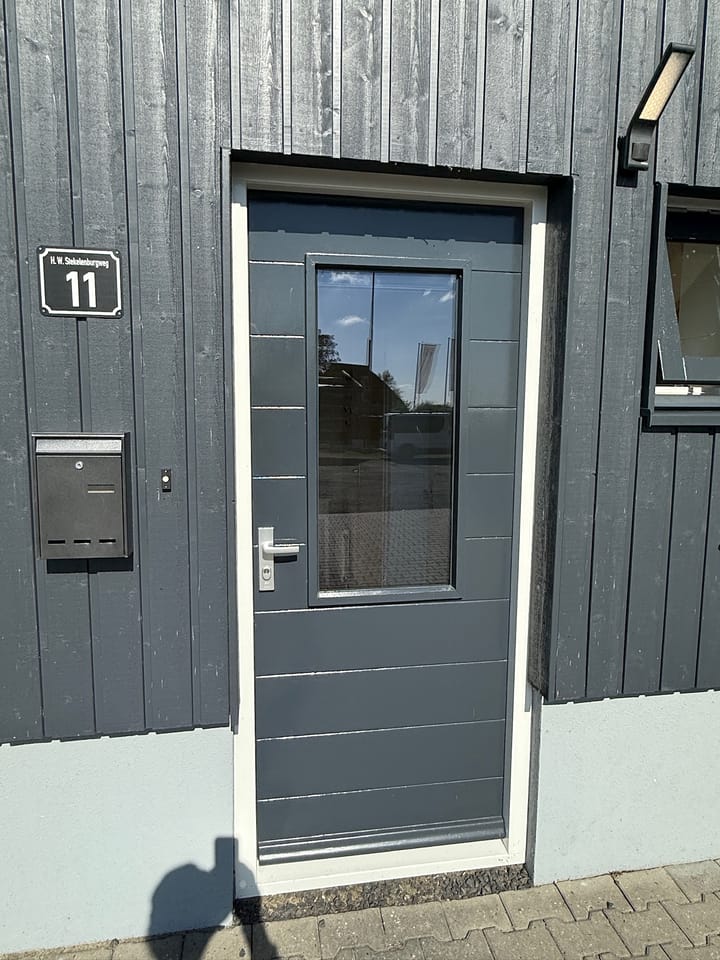 Photo 13 of H.W. Stekelenburgweg 11