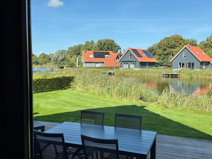 Photo 24 of H.W. Stekelenburgweg 11