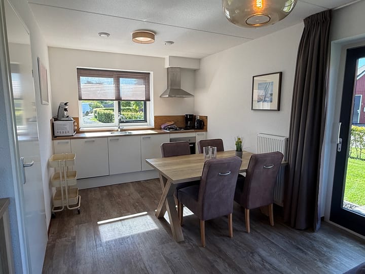 Photo 28 of H.W. Stekelenburgweg 11