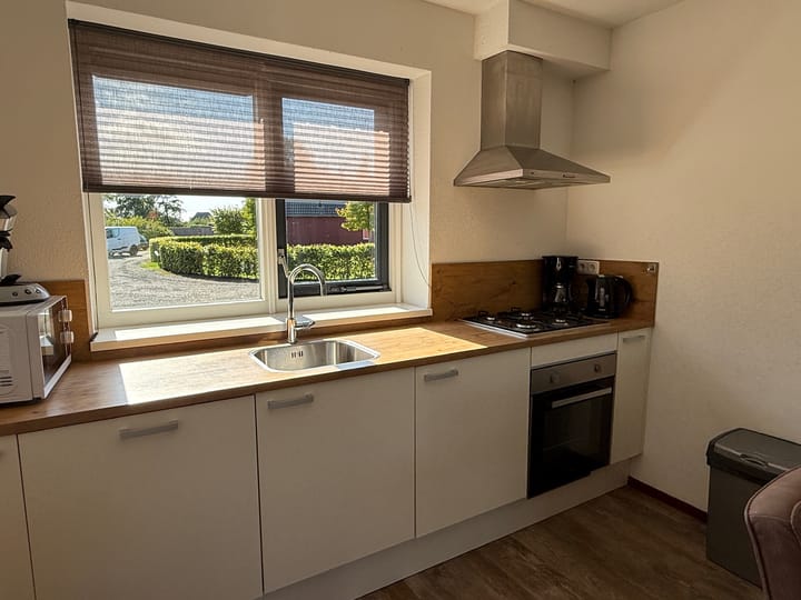 Photo 30 of H.W. Stekelenburgweg 11