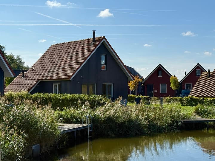 Photo 56 of H.W. Stekelenburgweg 11