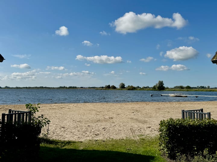 Photo 64 of H.W. Stekelenburgweg 11