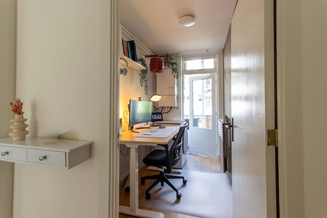 Photo 23 of John Franklinstraat 27-1