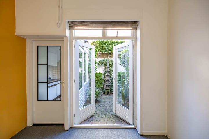 Foto 18 van Van Julsinghastraat 36