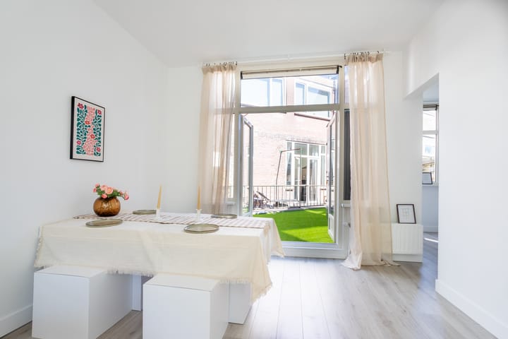 Foto 2 van Kennemerstraat 64-RD