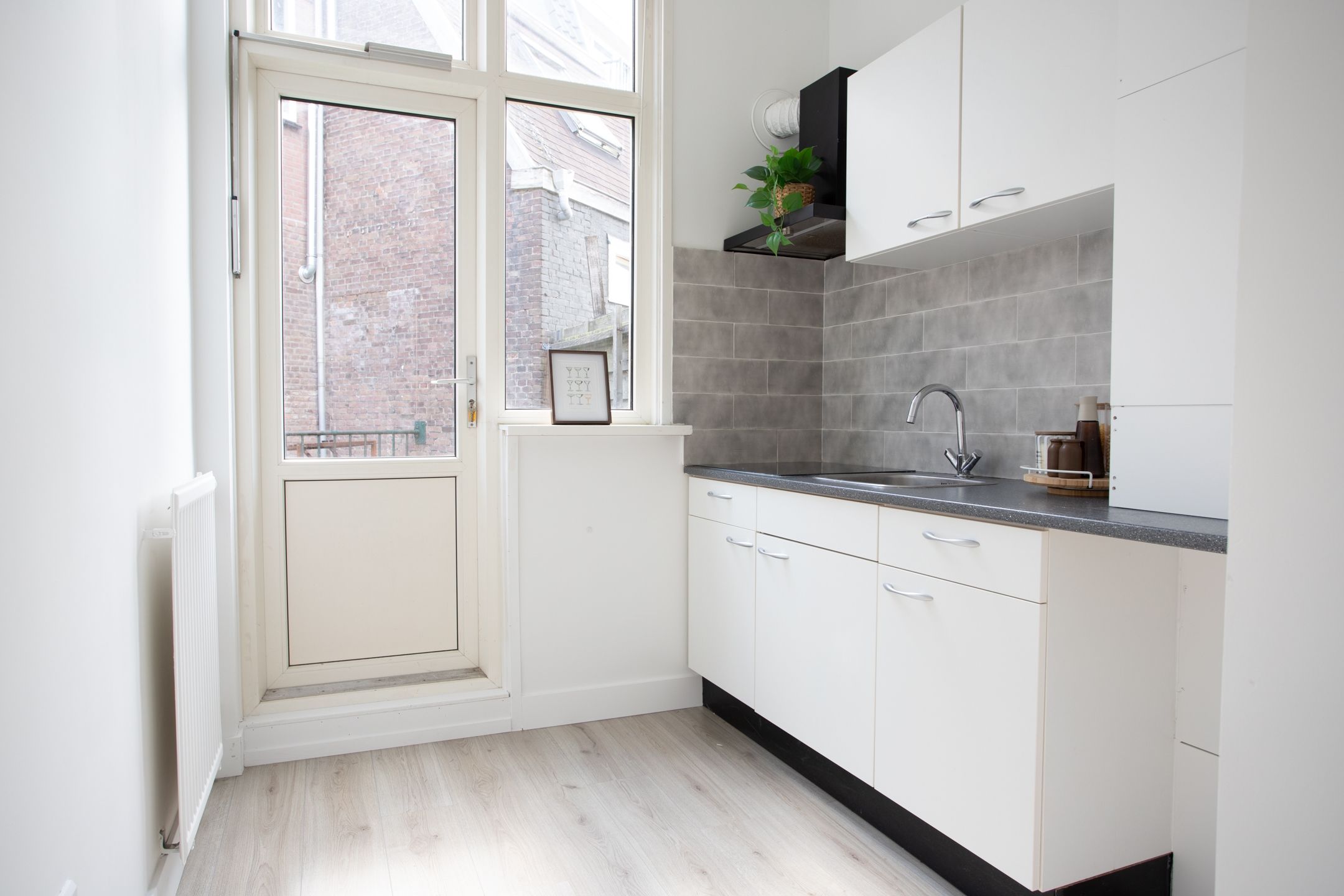 Foto 21 van Kennemerstraat 64-RD