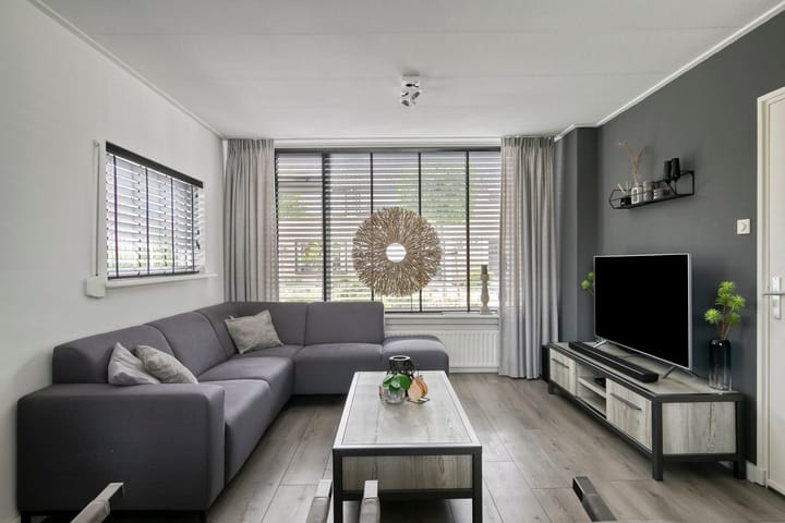 Foto 2 van Deltastraat 10