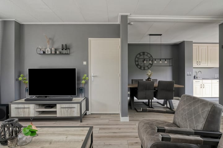 Foto 10 van Deltastraat 10