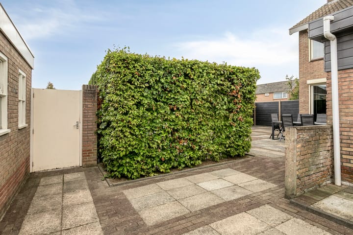 Foto 45 van Deltastraat 10