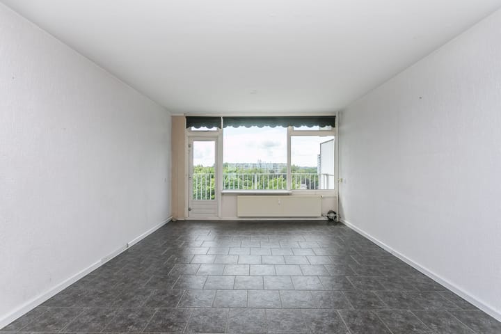 Photo 14 of Florence Nightingalestraat 83