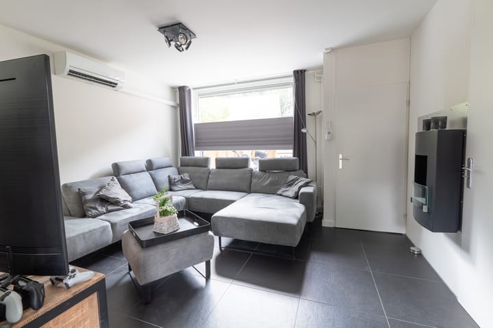 Foto 7 van Kamperfoelie 10