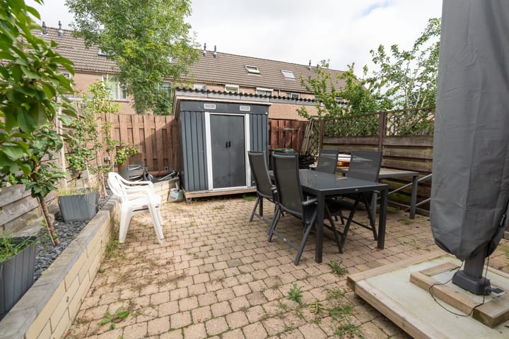 Foto 45 van Kamperfoelie 10